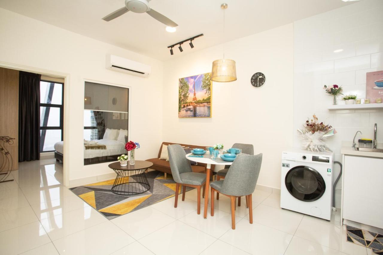 Arte Mont Kiara By Psm Luxury Suites クアラルンプール エクステリア 写真