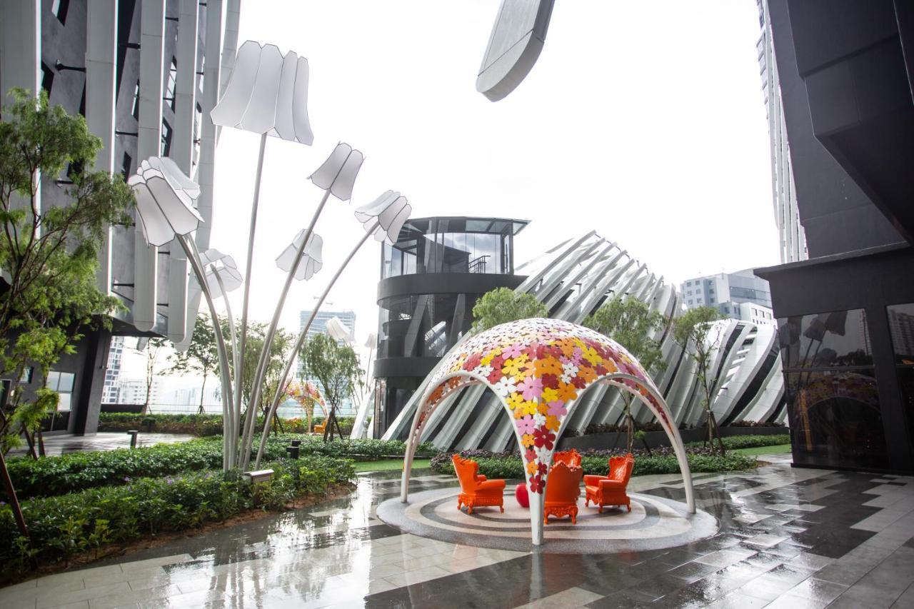 Arte Mont Kiara By Psm Luxury Suites クアラルンプール エクステリア 写真