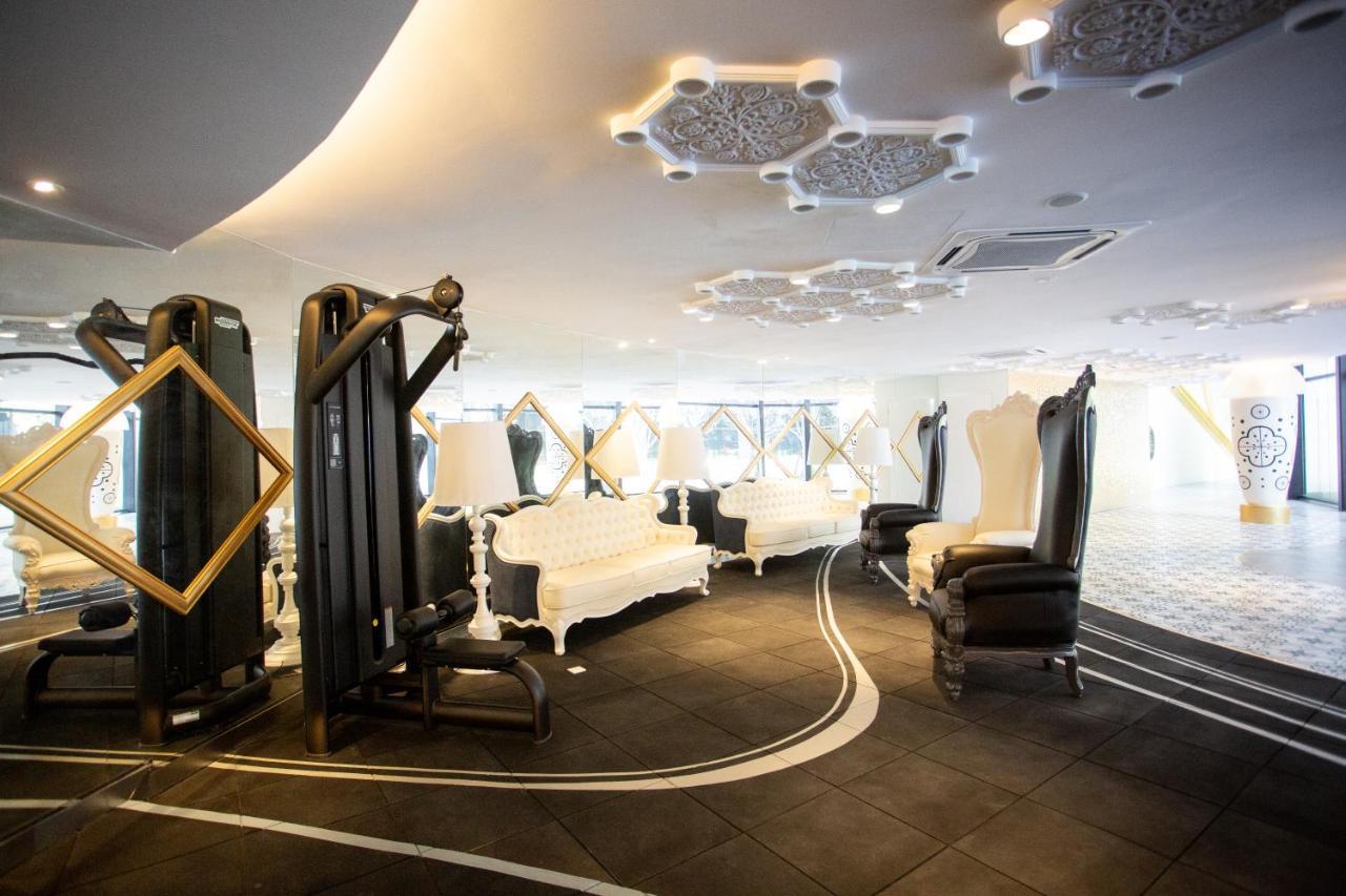 Arte Mont Kiara By Psm Luxury Suites クアラルンプール エクステリア 写真